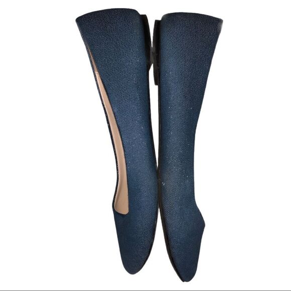 Coach and Four Slip on Flats left 7.5 right 8 - Picture 3 of 6